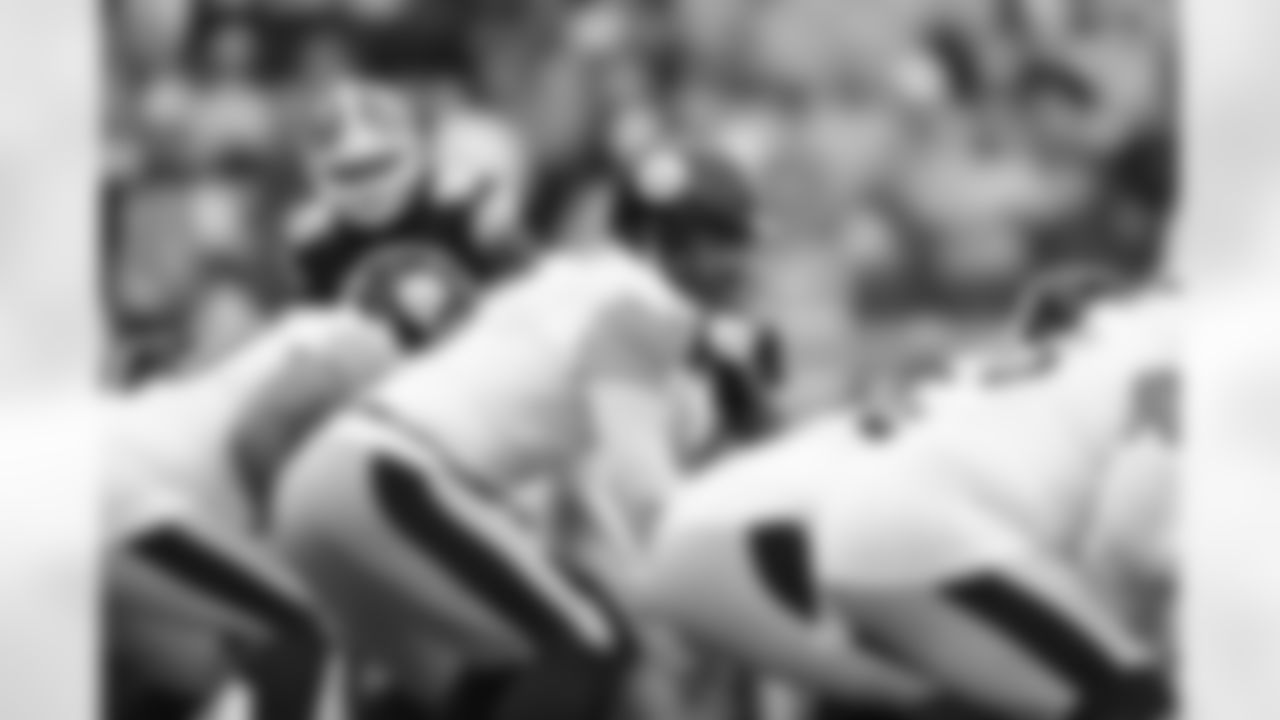 Pittsburgh Steelers quarterback Aaron Rodgers (8) during a regular season game between the Pittsburgh Steelers and the Cleveland Browns, Sunday, Dec. 28, 2025 in Cleveland, OH. (Karl Roser / Pittsburgh Steelers)