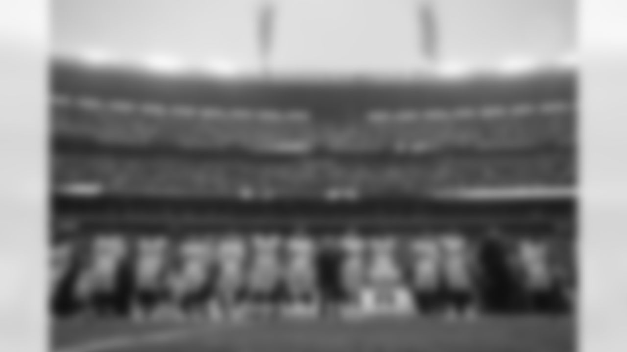 The Pittsburgh Steelers during a regular season game between the Pittsburgh Steelers and the Cleveland Browns, Sunday, Dec. 28, 2025 in Cleveland, OH. (Alysa Rubin / Pittsburgh Steelers)