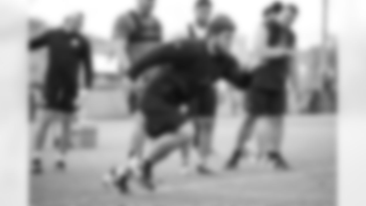 Pittsburgh Steelers center Zach Frazier (54) during Phase Two of the voluntary offseason workout program on Tuesday, May 6, 2025 in Pittsburgh, PA. (Karl Roser / Pittsburgh Steelers)
