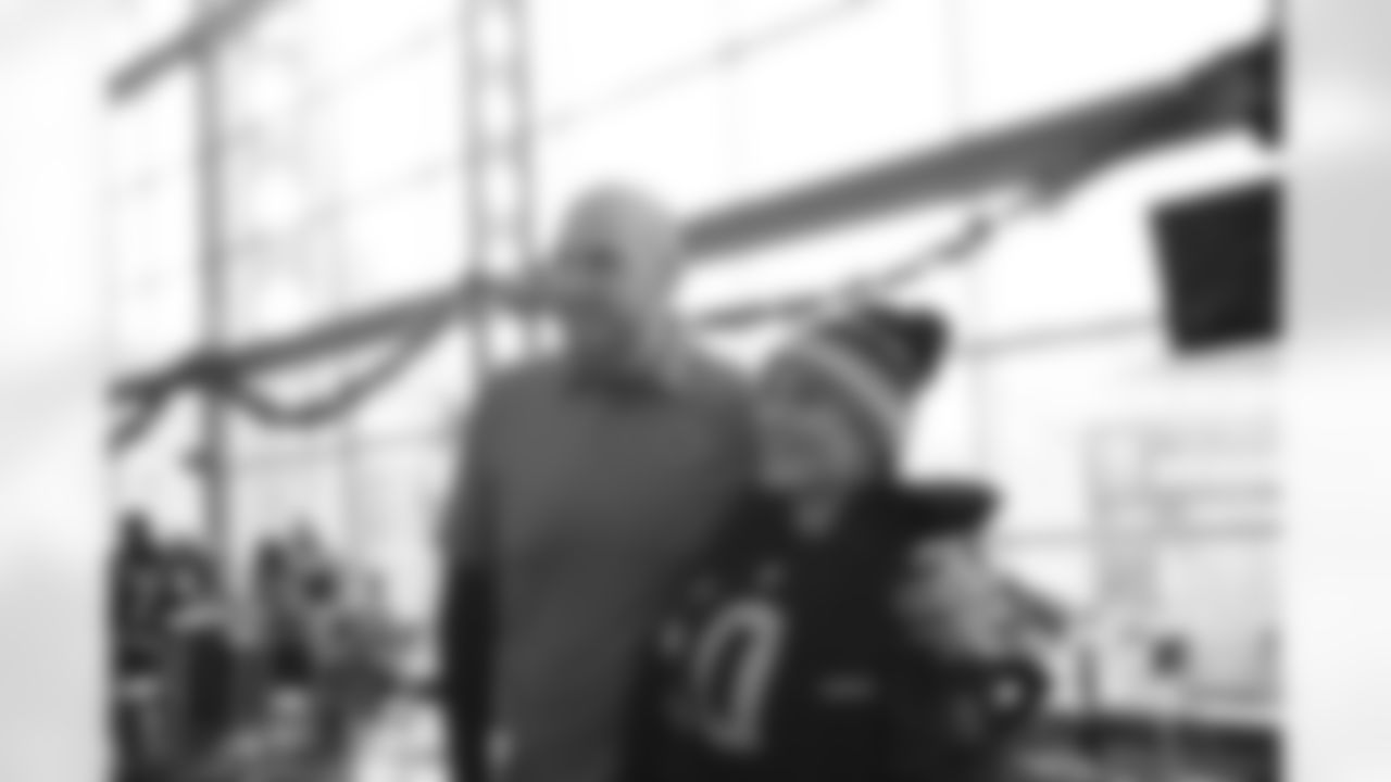 The Steelers welcomed fans from Mexico and Spain for an appreciation party prior to Monday night's game on Sunday, Dec. 14, 2025 in Pittsburgh, PA. (Emilee Fails / Pittsburgh Steelers)