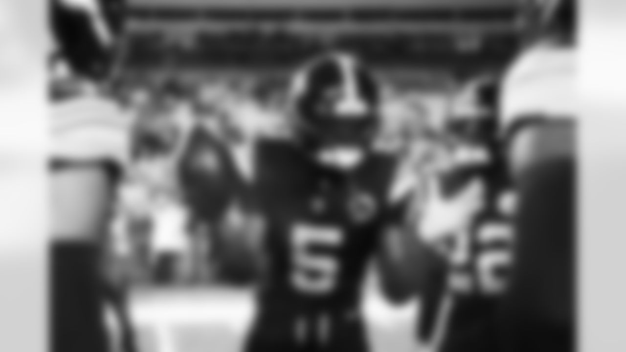 Pittsburgh Steelers cornerback Jalen Ramsey (5) during a regular season game between the Pittsburgh Steelers and the Miami Dolphins, Monday, Dec. 15, 2025 in Pittsburgh, PA. (Jared Wickerham / Pittsburgh Steelers)