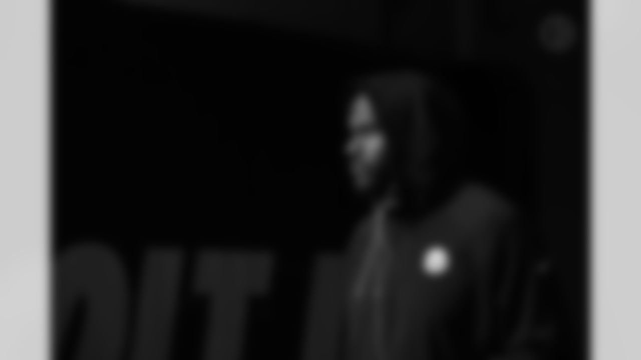 Pittsburgh Steelers punter Corliss Waitman (3) during a regular season game between the Pittsburgh Steelers and the Los Angeles Chargers, Sunday, Nov. 9, 2025 in Inglewood, CA. (Alysa Rubin / Pittsburgh Steelers)