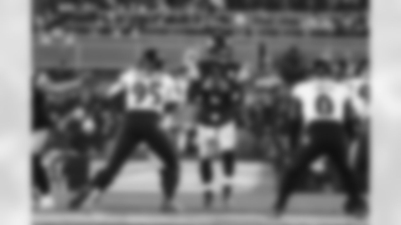 Pittsburgh Steelers quarterback Aaron Rodgers (8) during a regular season game between the Pittsburgh Steelers and the Baltimore Ravens, Sunday, Jan. 4, 2026 in Pittsburgh, PA.  (Jared Wickerham / Pittsburgh Steelers)