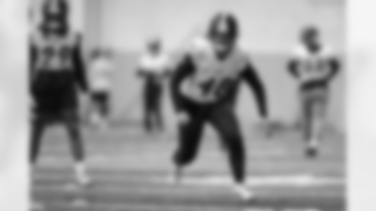 Pittsburgh Steelers long snapper Cal Adomitis (48) during practice at the UPMC Rooney Sports Complex preparing for a Week 17 matchup against the Cleveland Browns, Friday, Dec. 26, 2025 in Pittsburgh, PA. (Karl Roser / Pittsburgh Steelers)