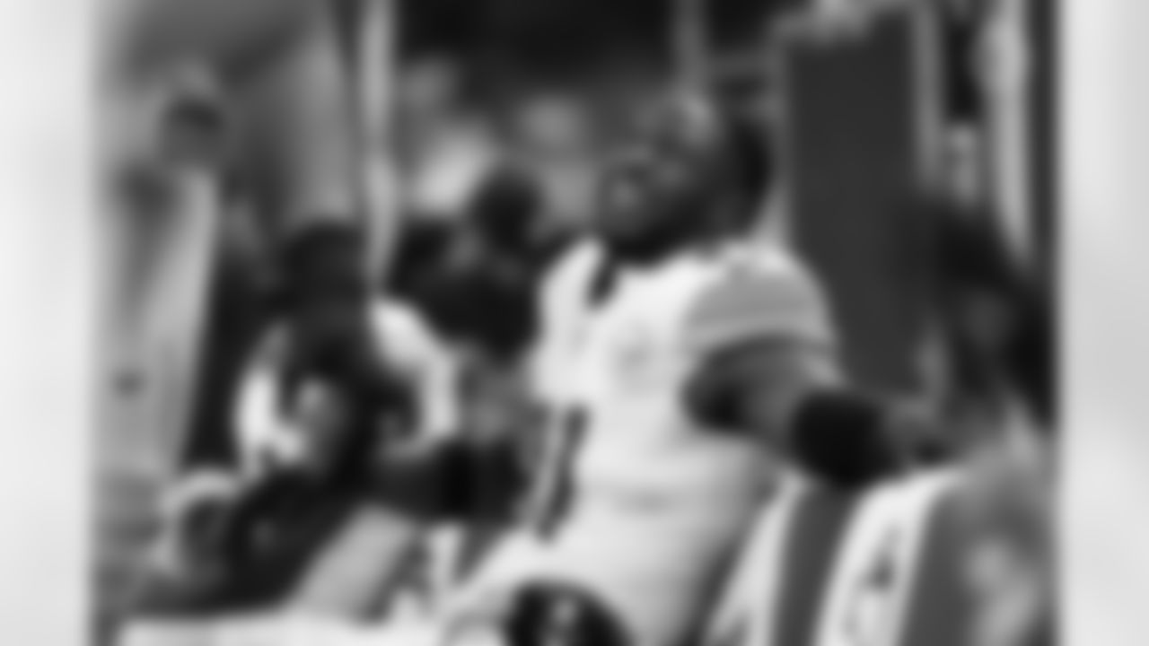 Pittsburgh Steelers tight end Jonnu Smith (81) during a regular season game between the Pittsburgh Steelers and the Detroit Lions, Sunday, Dec. 21, 2025 in Detroit, MI. (Jared Wickerham / Pittsburgh Steelers)