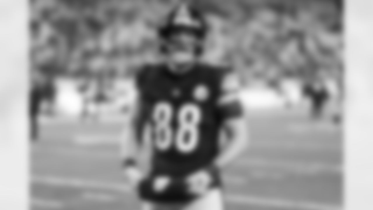 Pittsburgh Steelers tight end Pat Freiermuth (88) during a regular season game between the Pittsburgh Steelers and the Baltimore Ravens, Sunday, Jan. 4, 2026 in Pittsburgh, PA. (Karl Roser / Pittsburgh Steelers)