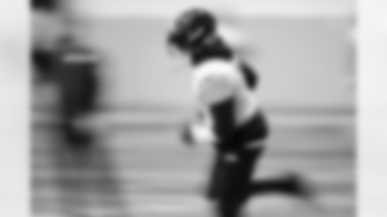 Pittsburgh Steelers wide receiver DK Metcalf (4) during practice at the UPMC Rooney Sports Complex preparing for a Week 15 matchup against the Miami Dolphins, Friday, Dec. 12, 2025 in Pittsburgh, PA. (Karl Roser / Pittsburgh Steelers)