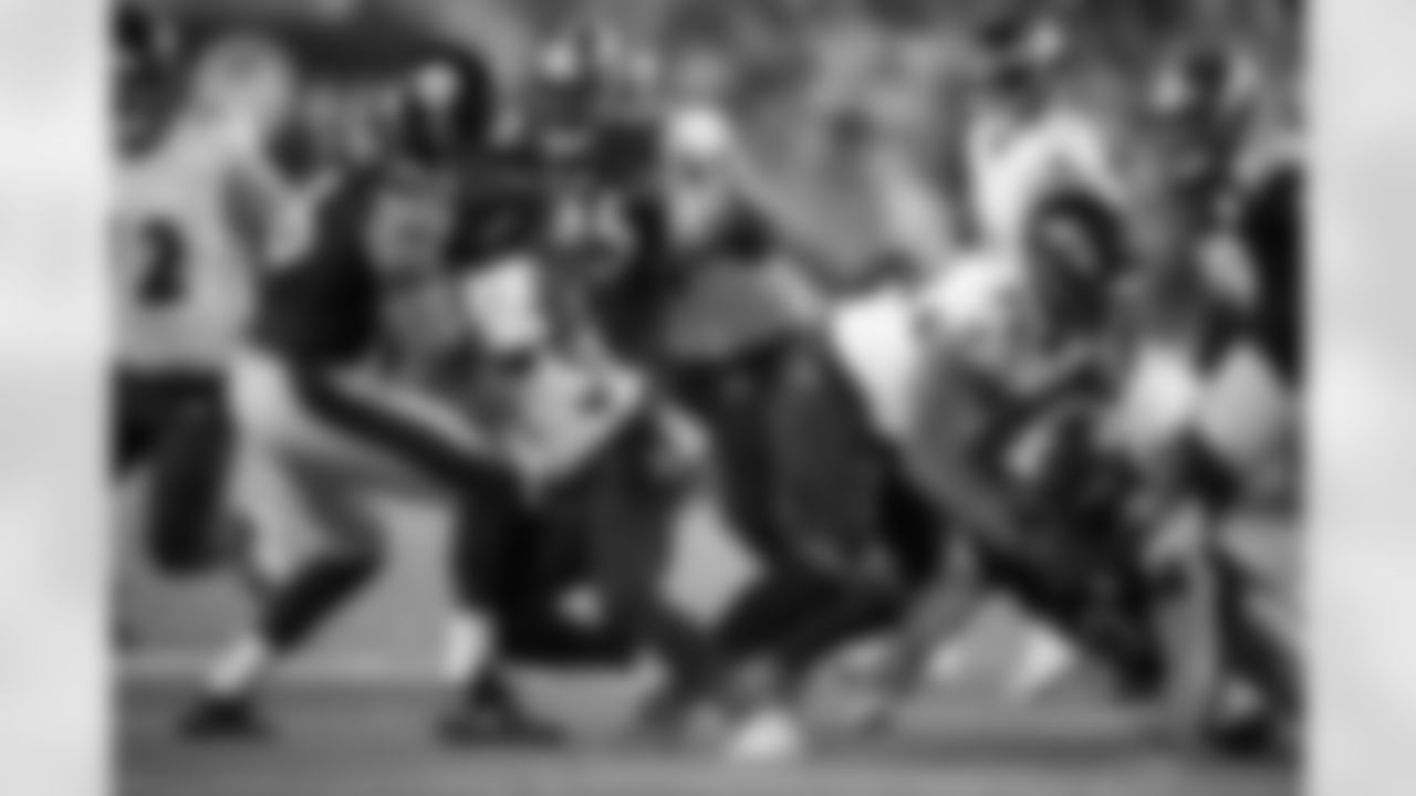 Pittsburgh Steelers linebacker Alex Highsmith (56) during a regular season game between the Pittsburgh Steelers and the Baltimore Ravens, Sunday, Jan. 4, 2026 in Pittsburgh, PA. The Steelers defeated the Ravens 26-24. (Karl Roser / Pittsburgh Steelers)