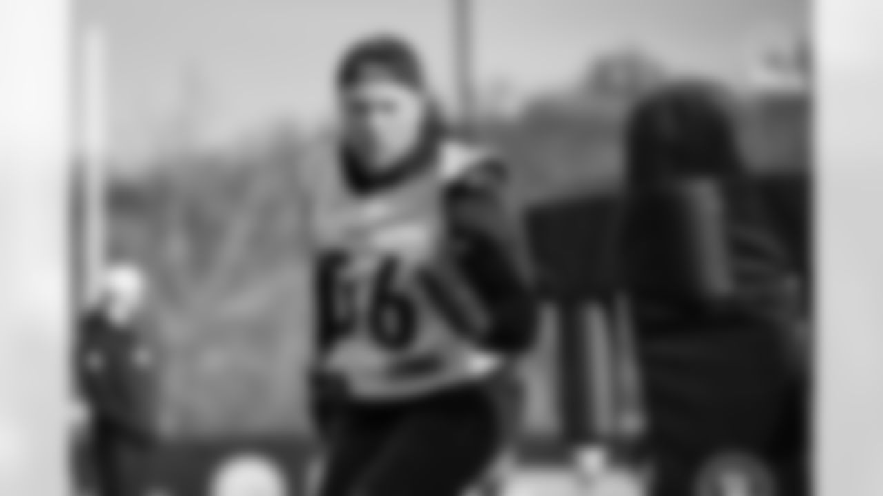 Pittsburgh Steelers linebacker Alex Highsmith (56) during practice at the UPMC Rooney Sports Complex preparing for a Wild Card matchup against the Houston Texans, Thursday, Jan. 8, 2026 in Pittsburgh, PA. (Alysa Rubin / Pittsburgh Steelers)