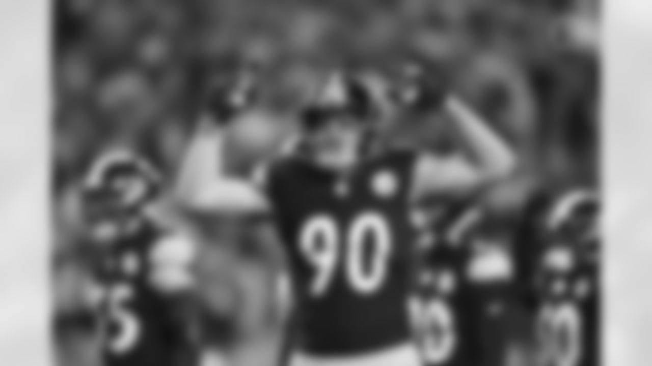 Pittsburgh Steelers linebacker T.J. Watt (90) during a regular season game between the Pittsburgh Steelers and the Tennessee Titans, Thursday, Nov. 2, 2023 in Pittsburgh, PA. (Karl Roser / Pittsburgh Steelers)
