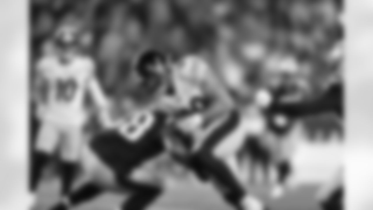 Steelers at Patriots (Last regular season game played at NE in 2019)