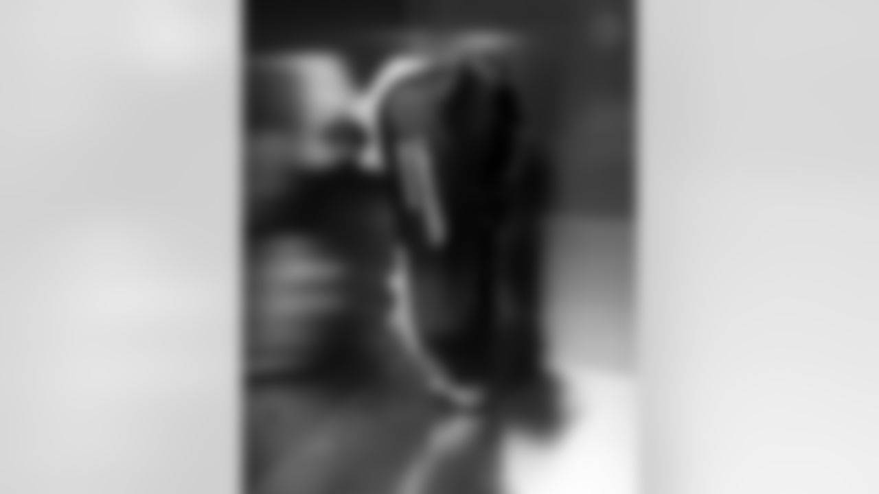 Pittsburgh Steelers linebacker Julius Welschof (45) will showcase his custom cleats supporting Lebenshilfe München during Week 13. (Alysa Rubin / Pittsburgh Steelers)