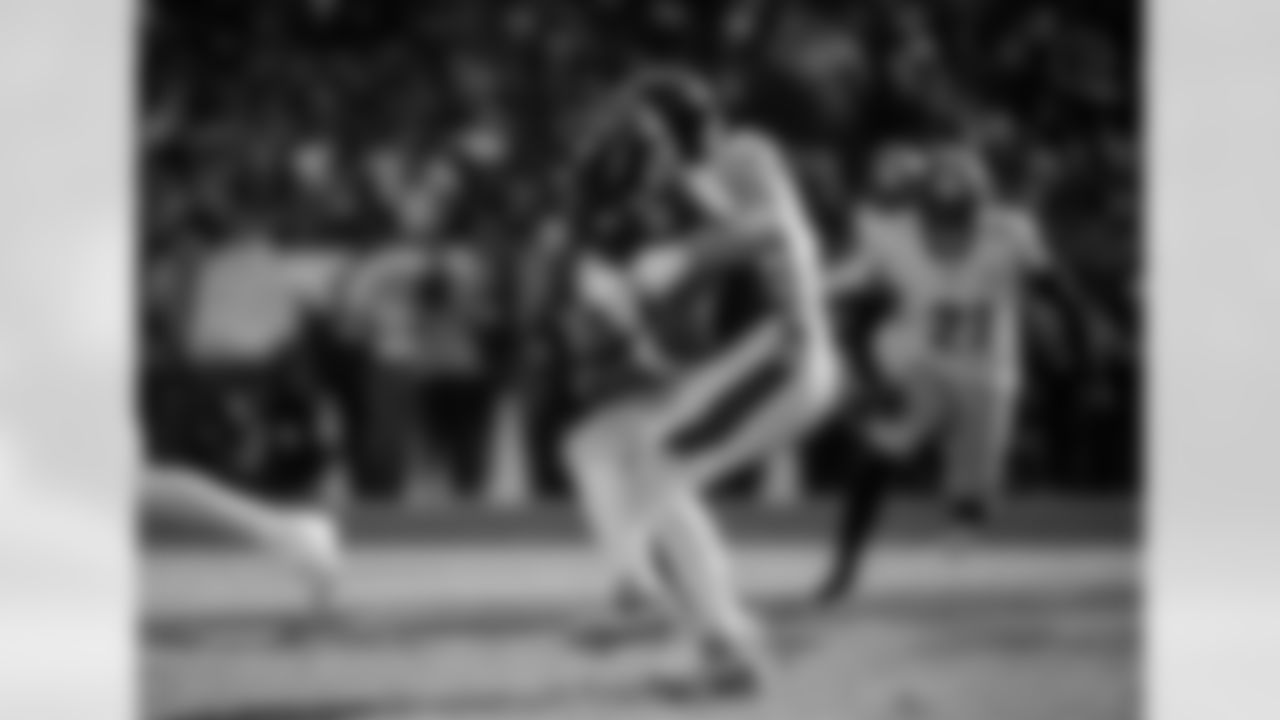 Pittsburgh Steelers linebacker T.J. Watt (90) during a regular season game between the Pittsburgh Steelers and the Baltimore Ravens, Sunday, Dec. 7, 2025 in Baltimore, MD. (Taylor Ollason / Pittsburgh Steelers)