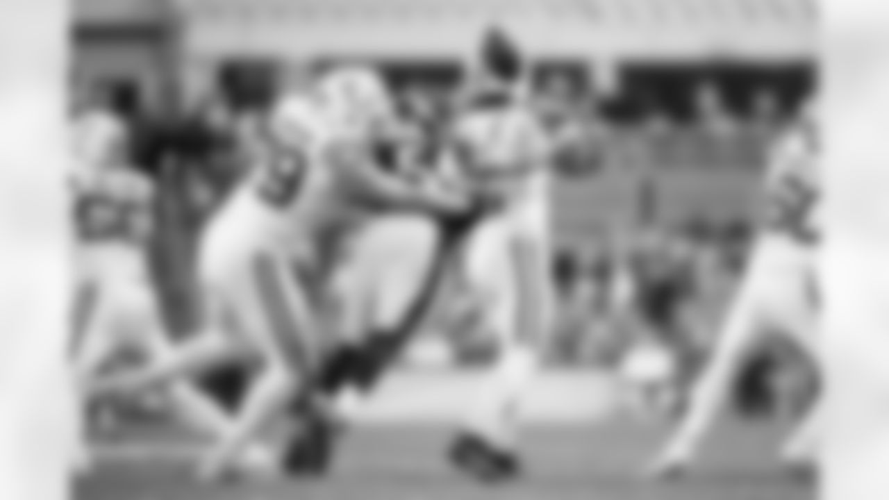 Pittsburgh Steelers linebacker Alex Highsmith (56) during a regular season game between the Pittsburgh Steelers and the Indianapolis Colts, Sunday, Nov. 2, 2025 in Pittsburgh, PA. The Steelers defeated the Colts 27-20. (Karl Roser / Pittsburgh Steelers)