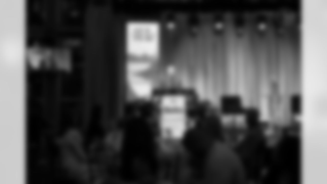 The Pittsburgh Steelers celebrated the 20th anniversary of Super Bowl XL during the Alumni Weekend Dinner at Acrisure Stadium benefitting the UPMC Sports Medicine Concussion Program, Saturday, Nov. 1, 2025 in Pittsburgh, PA. (Alysa Rubin / Pittsburgh Steelers)