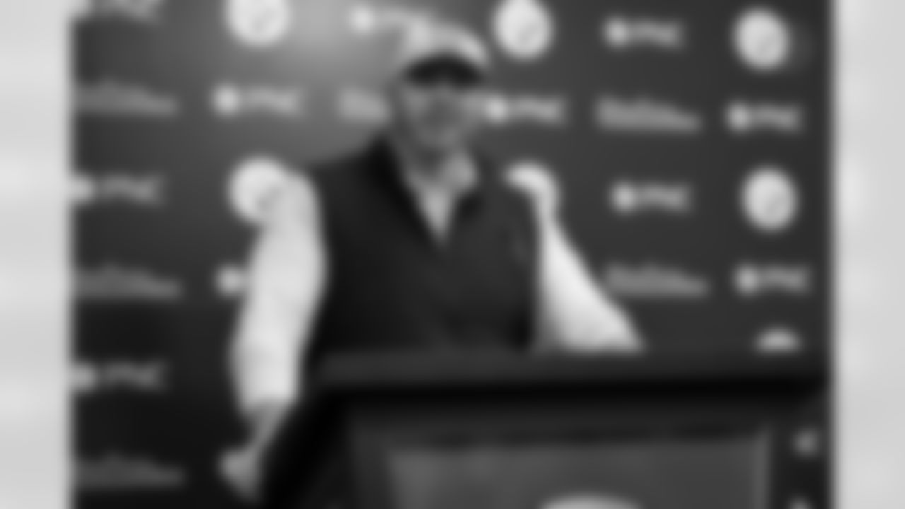 Pittsburgh Steelers offensive coordinator Arthur Smith speaks at a press conference following the third-round selection during the NFL Draft at the UPMC Rooney Sports Complex on Friday, April 25, 2025 in Pittsburgh, PA. (Karl Roser / Pittsburgh Steelers)
