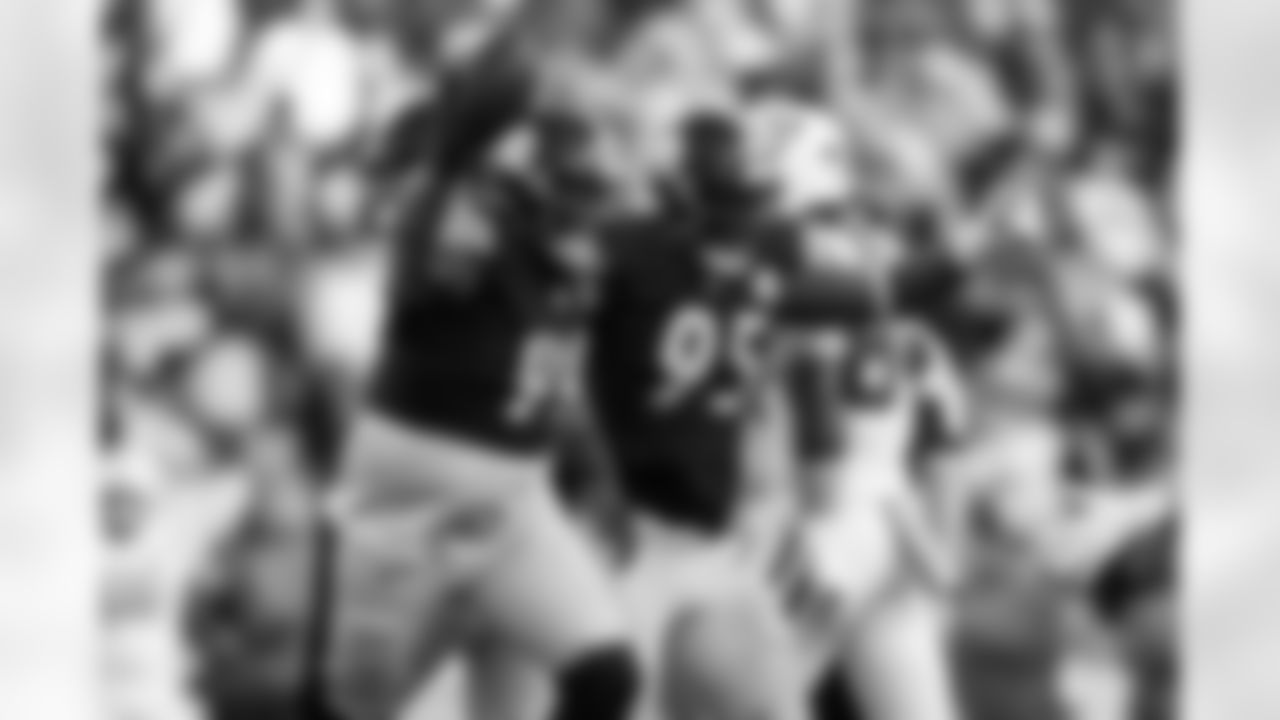 Pittsburgh Steelers defensive tackle Derrick Harmon (99) celebrates a crucial play during a regular season game against the Indianapolis Colts, Sunday, Nov. 2, 2025 in Pittsburgh, PA. The Steelers defeated the Colts 27-20. (Alysa Rubin / Pittsburgh Steelers)