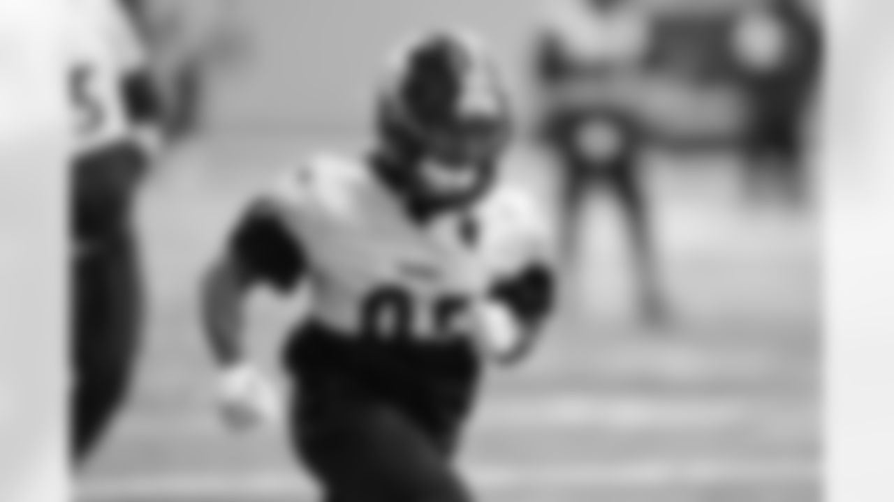 Pittsburgh Steelers wide receiver Ke'Shawn Williams (85) during practice at the UPMC Rooney Sports Complex preparing for a Week 15 matchup against the Miami Dolphins, Friday, Dec. 12, 2025 in Pittsburgh, PA. (Karl Roser / Pittsburgh Steelers)