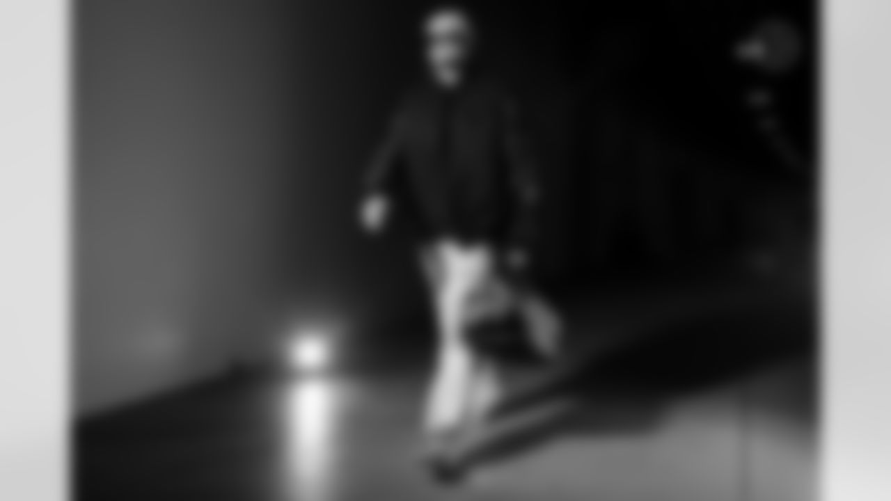 Pittsburgh Steelers quarterback Will Howard (18) during a postseason Wild Card game between the Pittsburgh Steelers and the Houston Texans, Monday, Jan. 12, 2026 in Pittsburgh, PA. (Karl Roser / Pittsburgh Steelers)