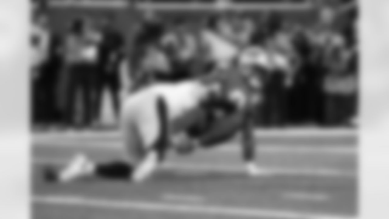 during a regular season game between the Pittsburgh Steelers and the Detroit Lions, Sunday, Dec. 21, 2025 in Detroit, MI. (Jared Wickerham / Pittsburgh Steelers)