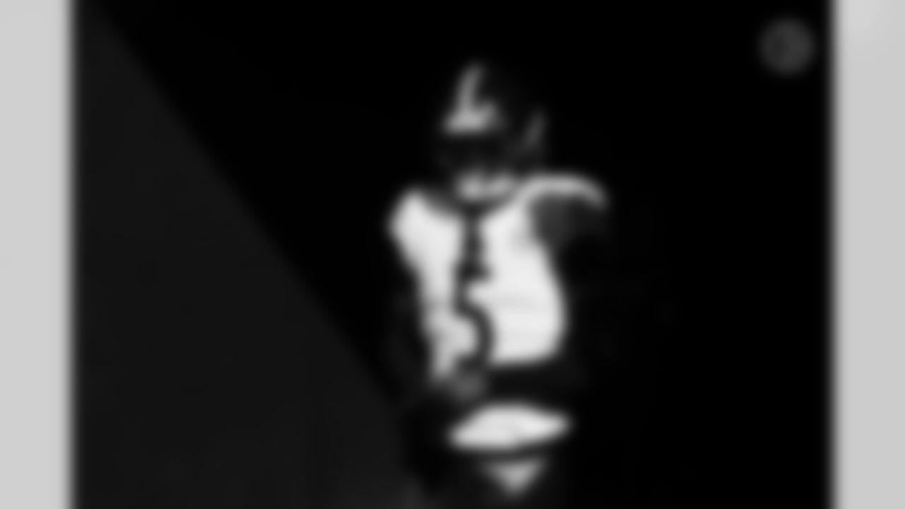 Pittsburgh Steelers cornerback Jalen Ramsey (5) during a regular season game between the Pittsburgh Steelers and the Chicago Bears, Sunday, Nov. 23, 2025 in Chicago, IL. (Alysa Rubin / Pittsburgh Steelers)