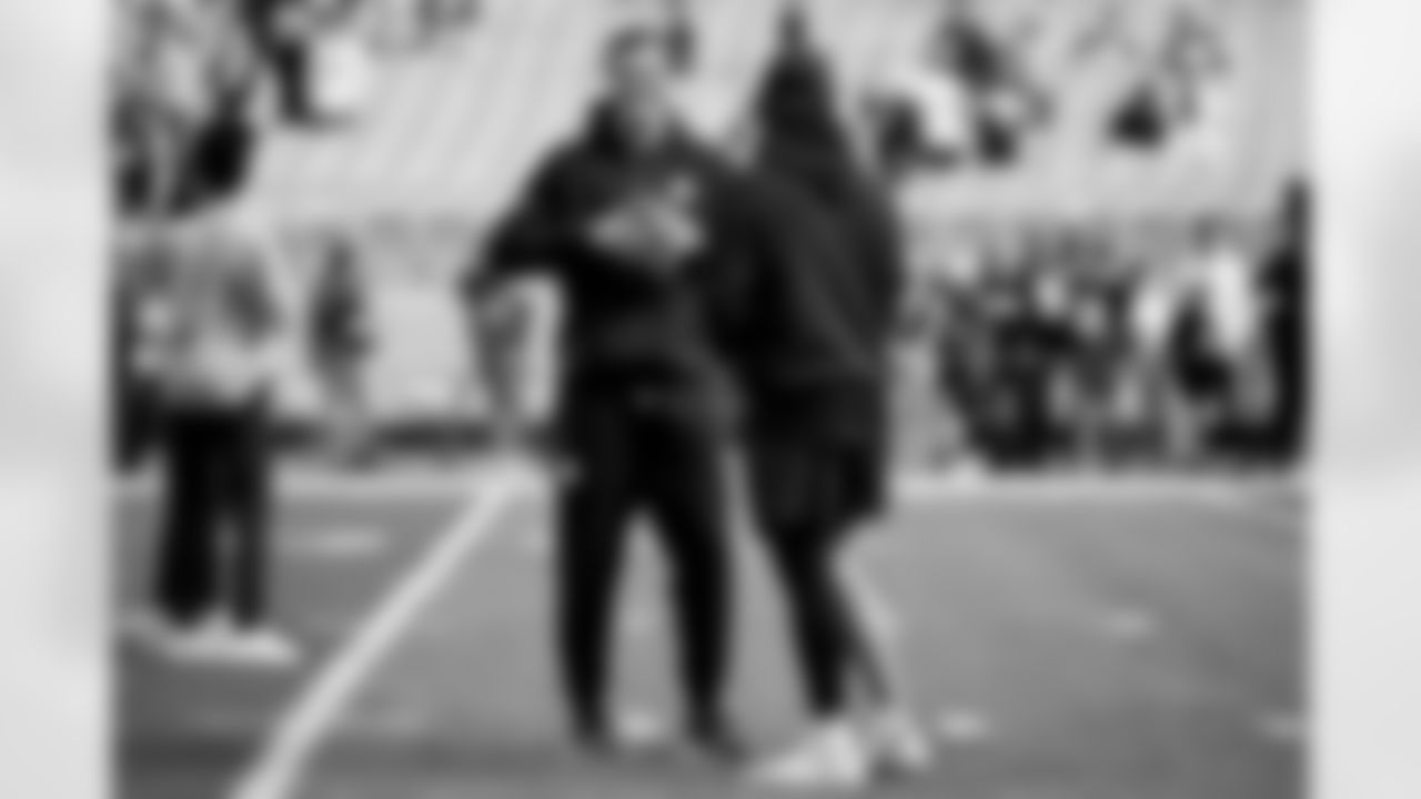 Pittsburgh Steelers quarterback Will Howard (18) and linebacker Carson Bruener (44) during a regular season game between the Pittsburgh Steelers and the Indianapolis Colts, Sunday, Nov. 2, 2025 in Pittsburgh, PA. (Alysa Rubin / Pittsburgh Steelers)