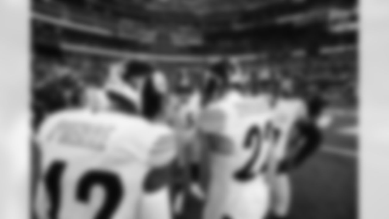 Pittsburgh Steelers cornerback James Pierre (42) Pittsburgh Steelers cornerback Jalen Ramsey (5) Pittsburgh Steelers safety Juan Thornhill (22) Pittsburgh Steelers defensive back Chuck Clark (21) during a regular season game between the Pittsburgh Steelers and the Los Angeles Chargers, Sunday, Nov. 9, 2025 in Inglewood, CA. (Alysa Rubin / Pittsburgh Steelers)