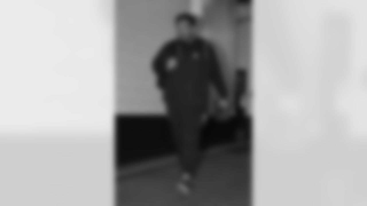 Pittsburgh Steelers offensive lineman Spencer Anderson (74) during a regular season game between the Pittsburgh Steelers and the Cleveland Browns, Sunday, Dec. 28, 2025 in Cleveland, OH. (Alysa Rubin / Pittsburgh Steelers)