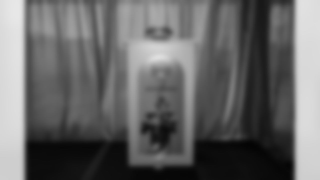 The Pittsburgh Steelers celebrate the 2025 Hall of Honor Class during the Hall of Honor Dinner Ceremony presented by U.S. Steel on Sunday, Dec. 14, 2025 in Pittsburgh, PA. (Alysa Rubin / Pittsburgh Steelers)