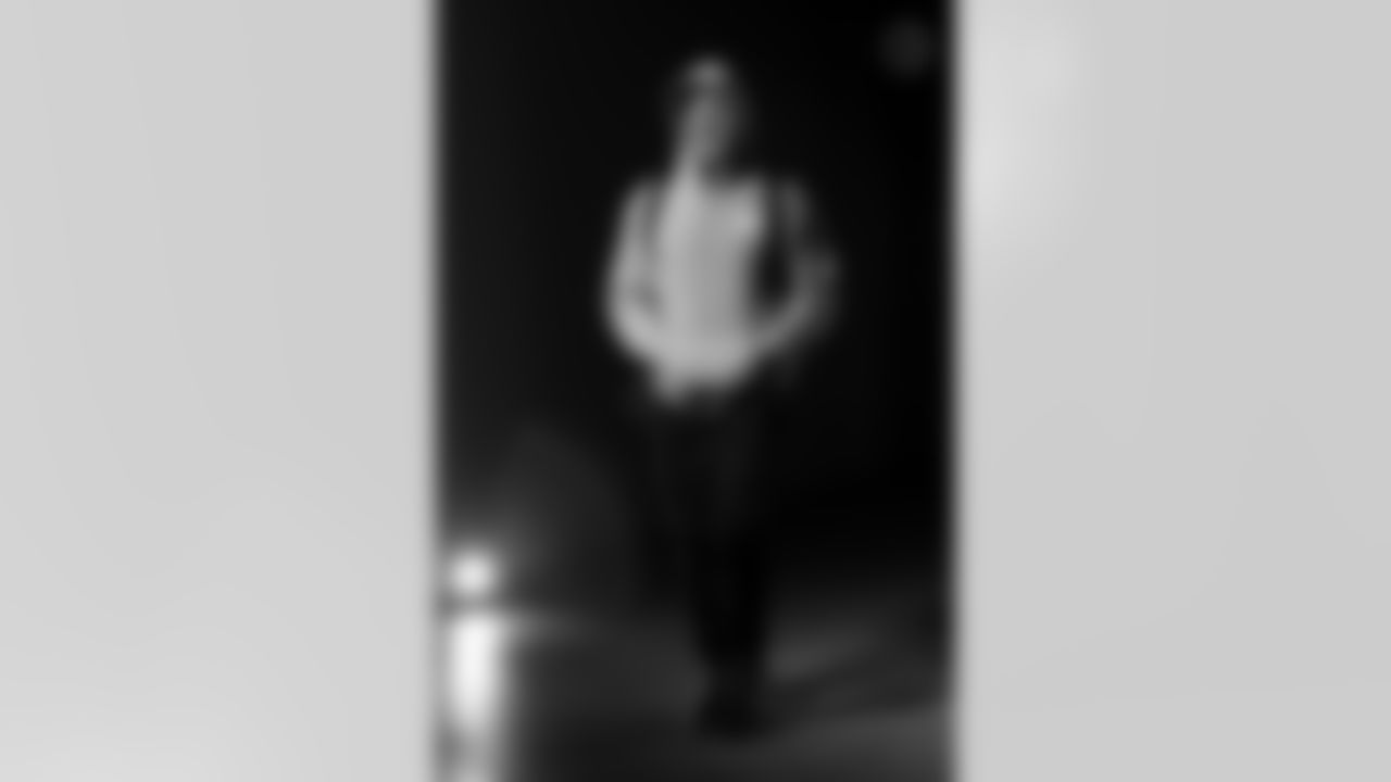 Pittsburgh Steelers quarterback Aaron Rodgers (8) during a regular season game between the Pittsburgh Steelers and the Cincinnati Bengals, Sunday, Nov. 16, 2025 in Pittsburgh, PA. (Karl Roser / Pittsburgh Steelers)