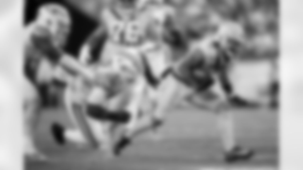 Pittsburgh Steelers running back Jaylen Warren (30) during a regular season game between the Pittsburgh Steelers and the Green Bay Packers, Sunday, Oct. 26, 2025 in Pittsburgh, PA. The Packers beat the Steelers 35-25. (Karl Roser / Pittsburgh Steelers)