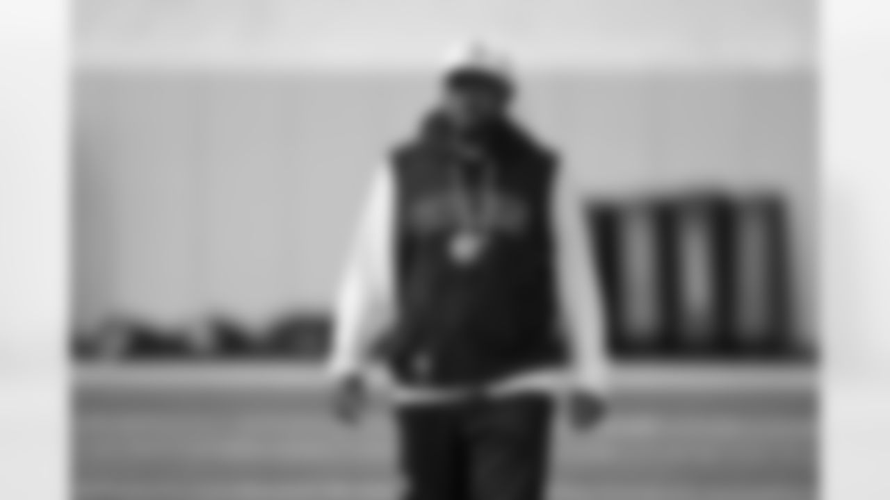 Pittsburgh Steelers head coach Mike Tomlin during practice at the UPMC Rooney Sports Complex preparing for a Week 16 matchup against the Detroit Lions, Wednesday, Dec. 31, 2025 in Pittsburgh, PA. (Karl Roser / Pittsburgh Steelers)