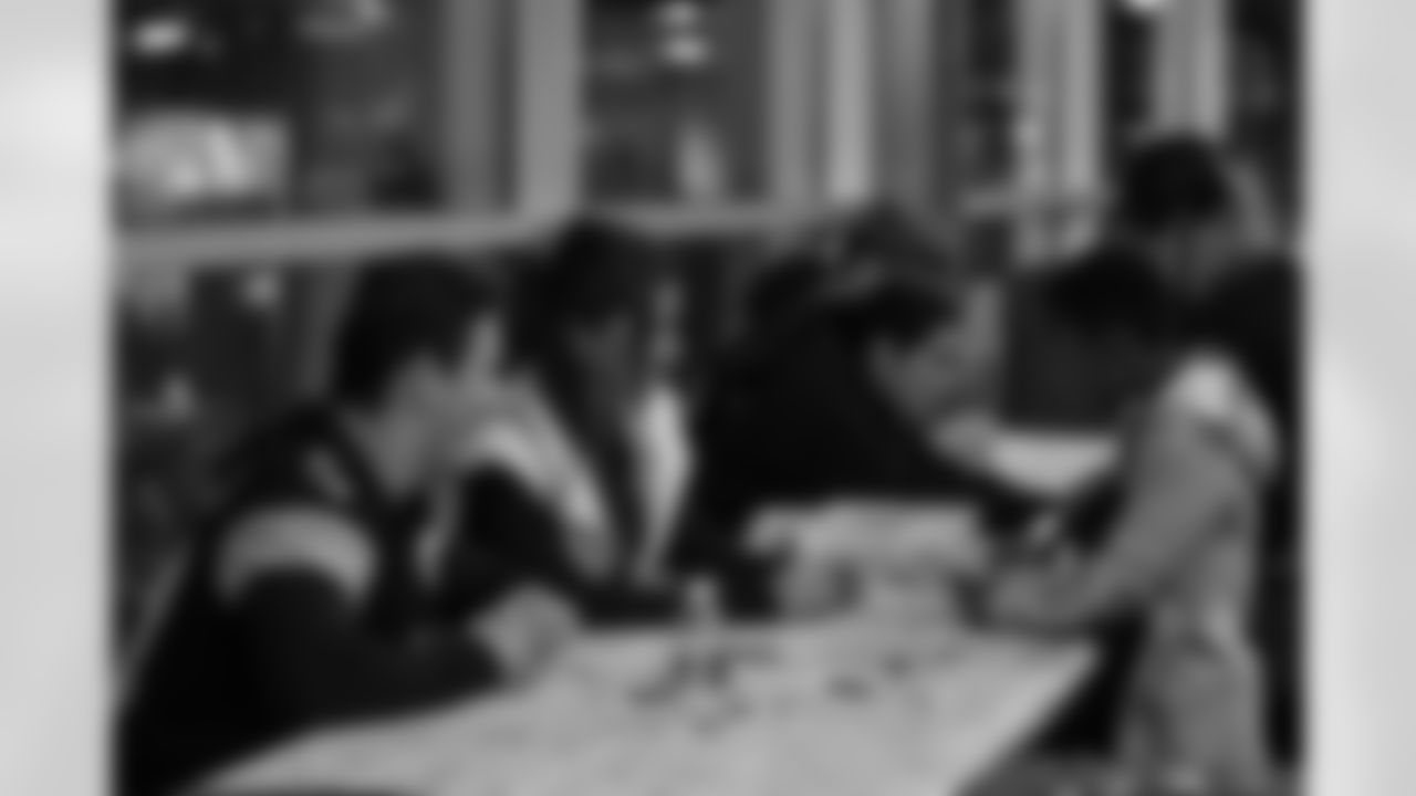 The Pittsburgh Steelers partnered with Convoy of Hope to give back to multiple community organizations in the Pittsburgh area on Tuesday, Dec. 9, 2025 in Pittsburgh, PA. (Alysa Rubin / Pittsburgh Steelers)