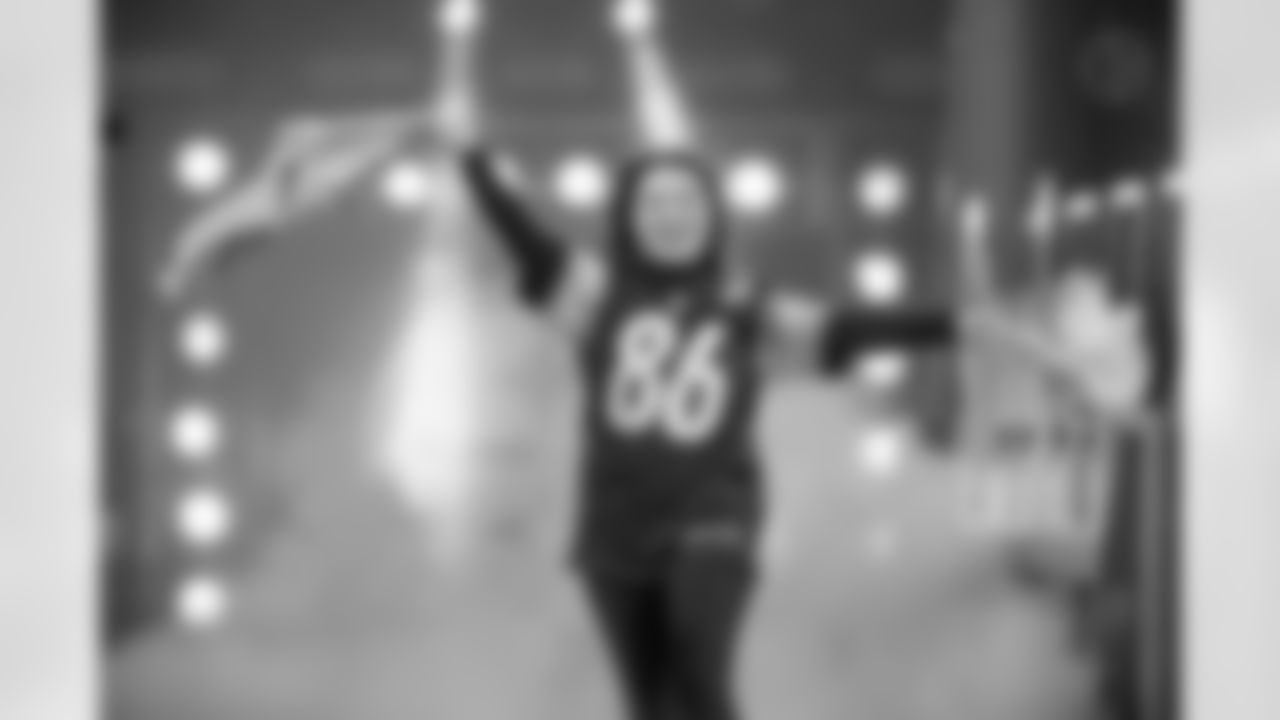 Ming-Na Wen led the Terrible Towel Twirl for the Steelers game against the New England Patriots in 2023