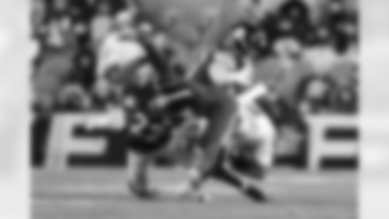 Pittsburgh Steelers cornerback Asante Samuel Jr. (22) during a regular season game between the Pittsburgh Steelers and the Buffalo Bills, Sunday, Nov. 30, 2025 in Pittsburgh, PA.  (Karl Roser / Pittsburgh Steelers)