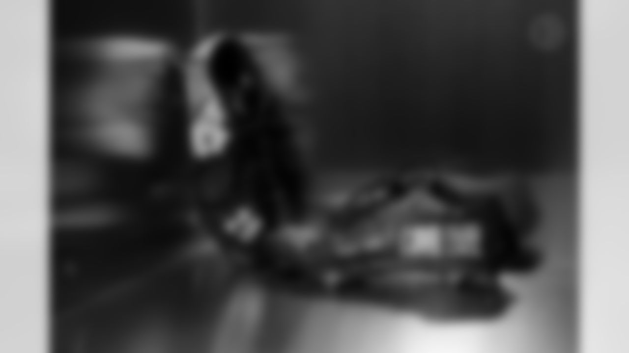 Pittsburgh Steelers safety Miles Killebrew (28) will showcase his custom cleats supporting Cafe Momentum during Week 13. (Alysa Rubin / Pittsburgh Steelers)