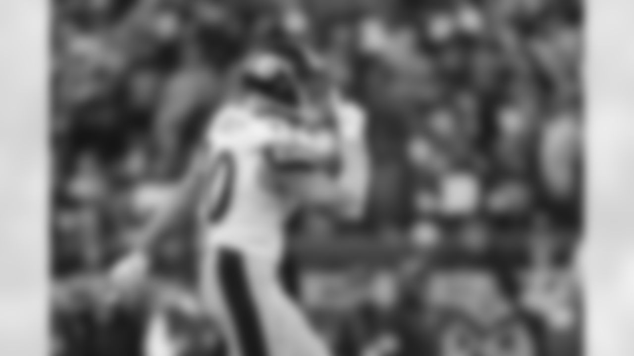 Pittsburgh Steelers linebacker T.J. Watt (90) during a regular season game between the Pittsburgh Steelers and the Cleveland Browns, Sunday, Nov. 19, 2023 in Cleveland, OH. (Tyler Moody / Pittsburgh Steelers)