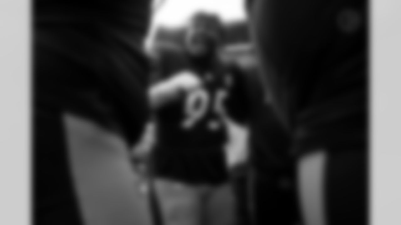 Pittsburgh Steelers defensive tackle Keeanu Benton (95) prior to a regular season game between the Pittsburgh Steelers and the Indianapolis Colts, Sunday, Nov. 2, 2025 in Pittsburgh, PA. The Steelers defeated the Colts 27-20. (Alysa Rubin / Pittsburgh Steelers)