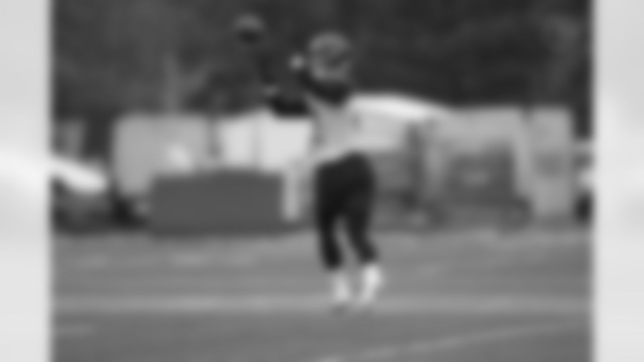 Pittsburgh Steelers linebacker Julius Welschof (45) during practice at the UPMC Rooney Sports Complex preparing for a Week 12 matchup against the Chicago Bears, Friday, Nov. 21, 2025 in Pittsburgh, PA. (Alysa Rubin / Pittsburgh Steelers)