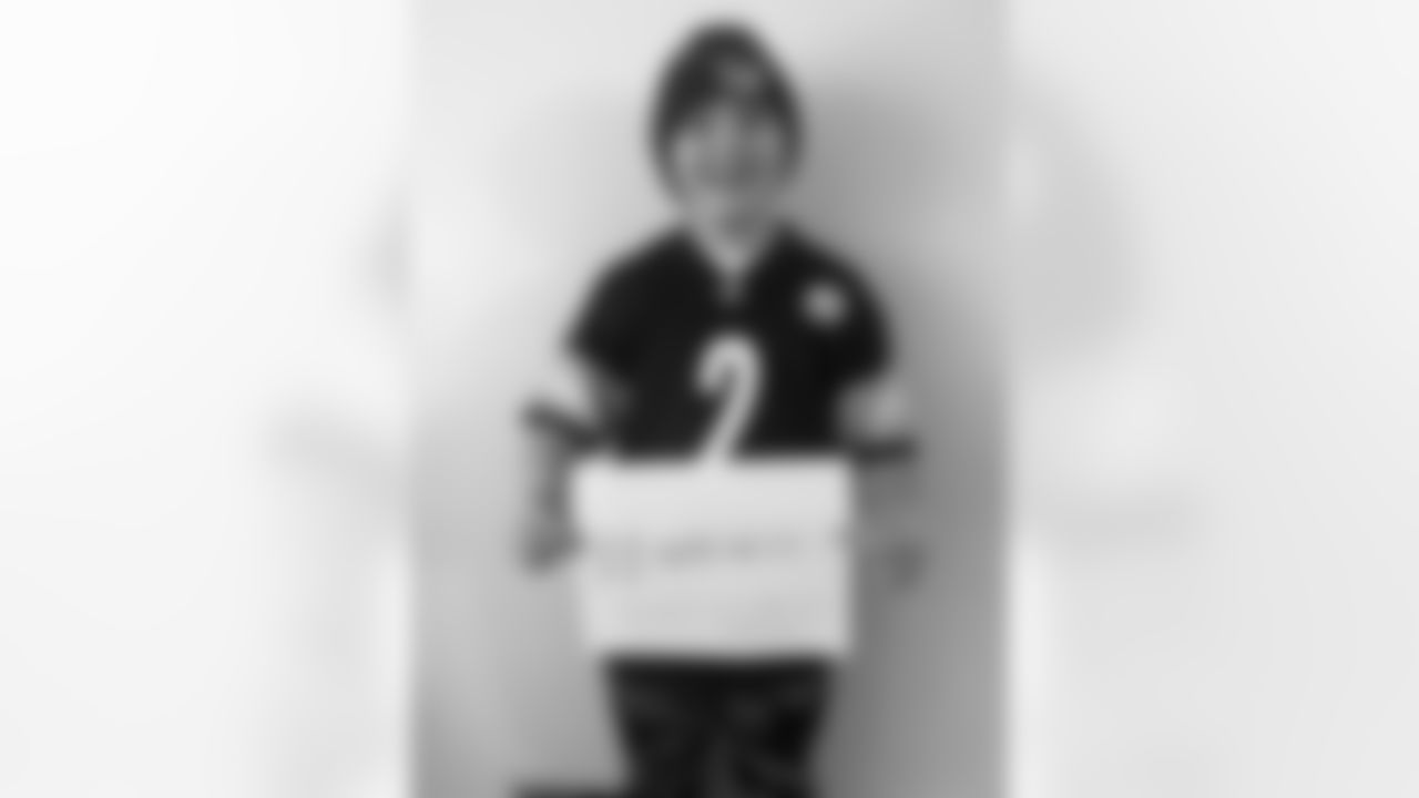 SNUTraditions_HereWeGoSigns_Jan122024146PM_Sheleheda_Nico_97494590_7B544D2D9E59434E9ACCCB7C18756BC3.jpeg_97494590_7B544D2D9E59434E9ACCCB7C18756BC3