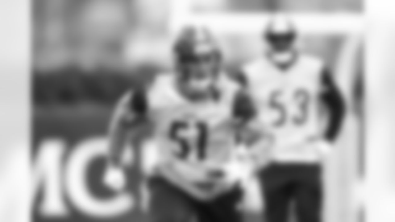 Pittsburgh Steelers linebacker Nick Herbig (51) during practice at the UPMC Rooney Sports Complex preparing for a Week 18 matchup against the Baltimore Ravens, Thursday, Jan. 4, 2024 in Pittsburgh, PA. (Abigail Dean / Pittsburgh Steelers)
