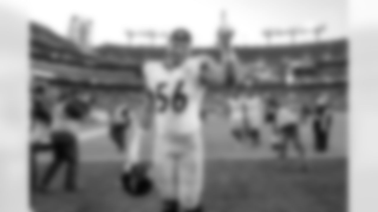 Pittsburgh Steelers linebacker Alex Highsmith (56) following a regular season game between the Pittsburgh Steelers and the Baltimore Ravens, Sunday, Dec. 7, 2025 in Baltimore, MD. The Steelers defeated the Ravens 27-22. (Karl Roser / Pittsburgh Steelers)