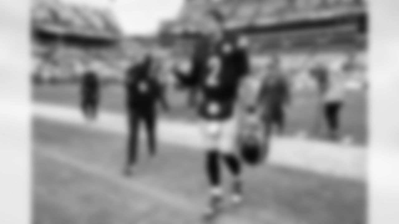 Pittsburgh Steelers quarterback Mason Rudolph (2) during a regular season game between the Pittsburgh Steelers and the Cincinnati Bengals, Sunday, Nov. 16, 2025 in Pittsburgh, PA. (Karl Roser / Pittsburgh Steelers)