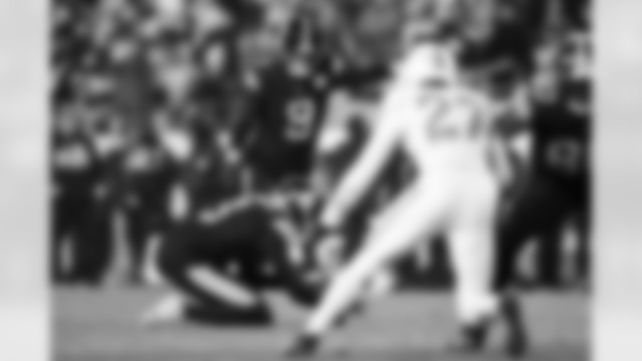 Pittsburgh Steelers kicker Chris Boswell (9) during a regular season game between the Pittsburgh Steelers and the Miami Dolphins, Monday, Dec. 15, 2025 in Pittsburgh, PA. (Alysa Rubin / Pittsburgh Steelers)