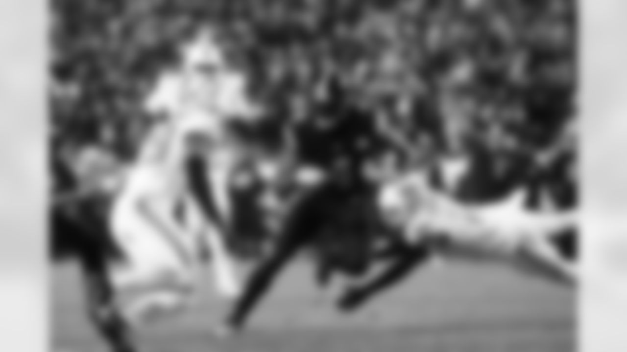 Pittsburgh Steelers wide receiver DK Metcalf (4) during a regular season game between the Pittsburgh Steelers and the Miami Dolphins, Monday, Dec. 15, 2025 in Pittsburgh, PA. (Jared Wickerham / Pittsburgh Steelers)