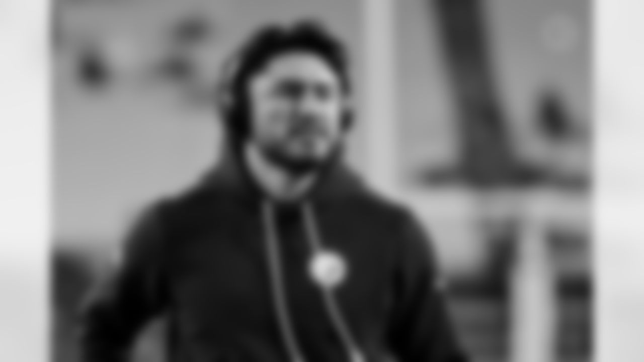 Pittsburgh Steelers defensive back Sebastian Castro (49) during a regular season game between the Pittsburgh Steelers and the Baltimore Ravens, Sunday, Jan. 4, 2026 in Pittsburgh, PA. (Alysa Rubin / Pittsburgh Steelers)