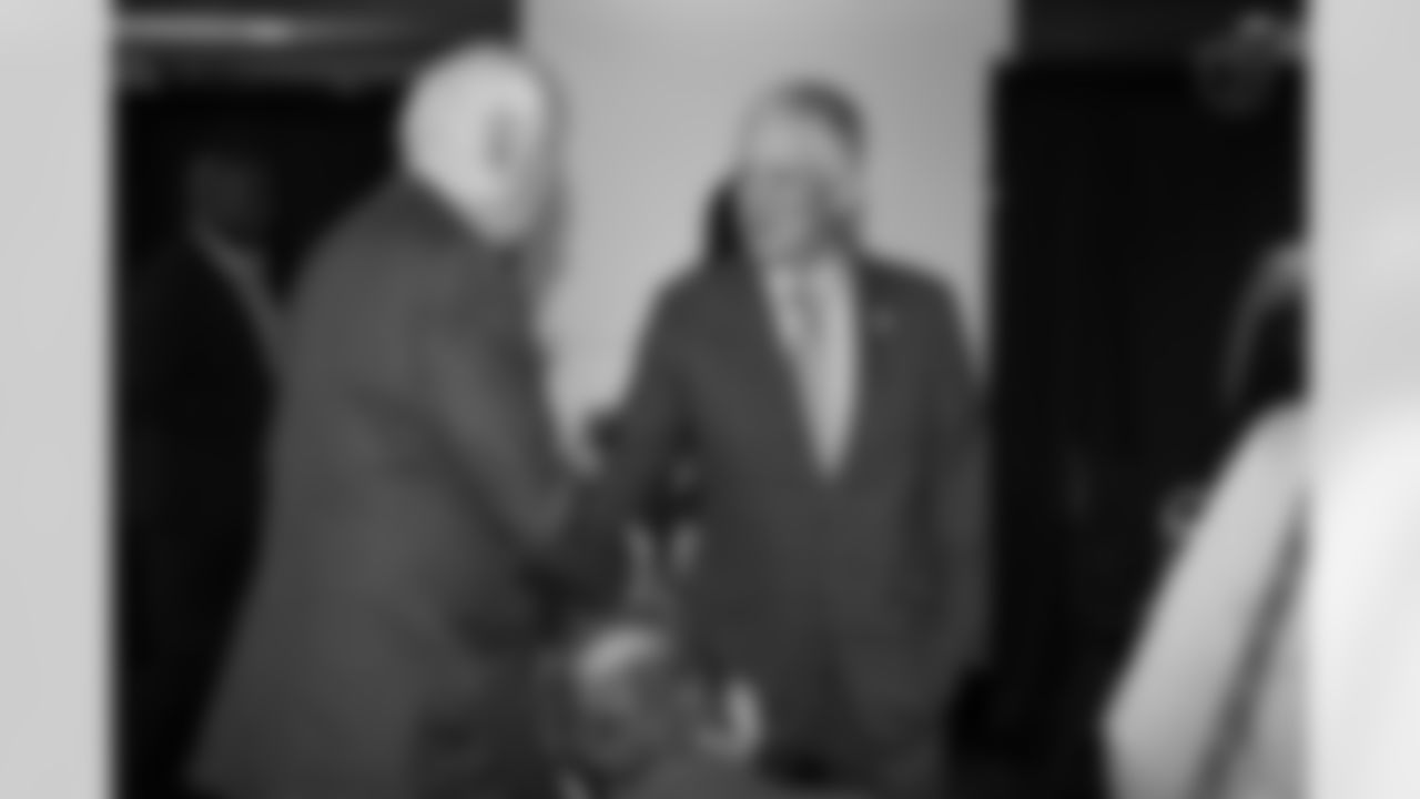 The Pittsburgh Steelers celebrated the 20th anniversary of Super Bowl XL during the Alumni Weekend Dinner at Acrisure Stadium benefitting the UPMC Sports Medicine Concussion Program, Saturday, Nov. 1, 2025 in Pittsburgh, PA. (Alysa Rubin / Pittsburgh Steelers)