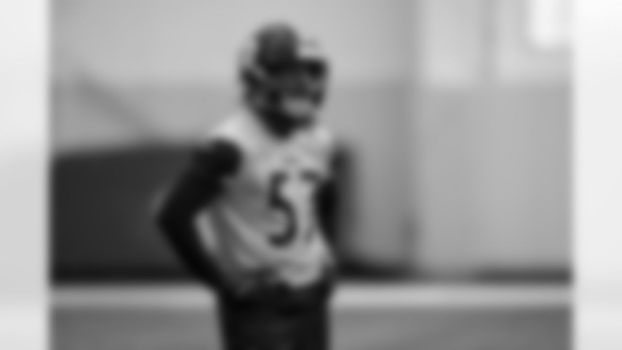 Pittsburgh Steelers linebacker Kana'i Mauga (57) during practice at the UPMC Rooney Sports Complex preparing for a Week 14 matchup against the Baltimore Ravens, Wednesday, Dec. 3, 2025 in Pittsburgh, PA. (Karl Roser / Pittsburgh Steelers)