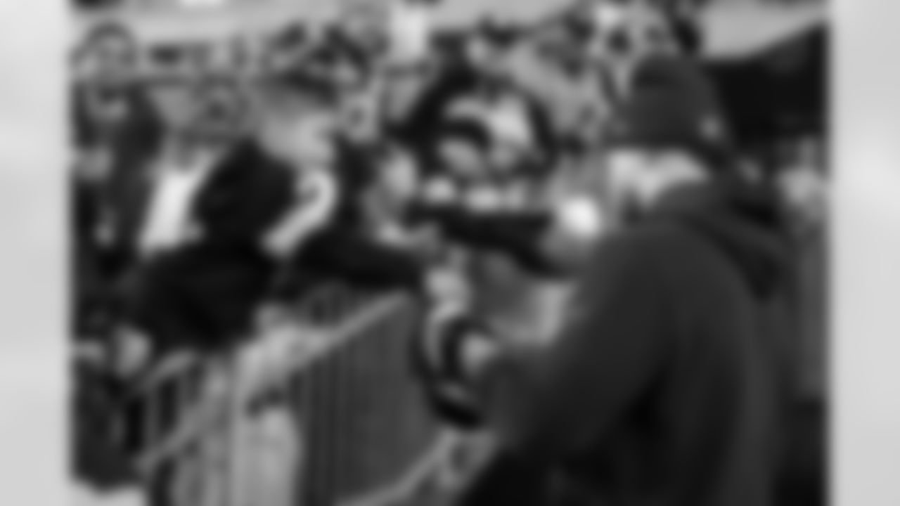 Pittsburgh Steelers linebacker Nick Herbig (51) during a regular season game between the Pittsburgh Steelers and the Baltimore Ravens, Sunday, Jan. 4, 2026 in Pittsburgh, PA. (Alysa Rubin / Pittsburgh Steelers)