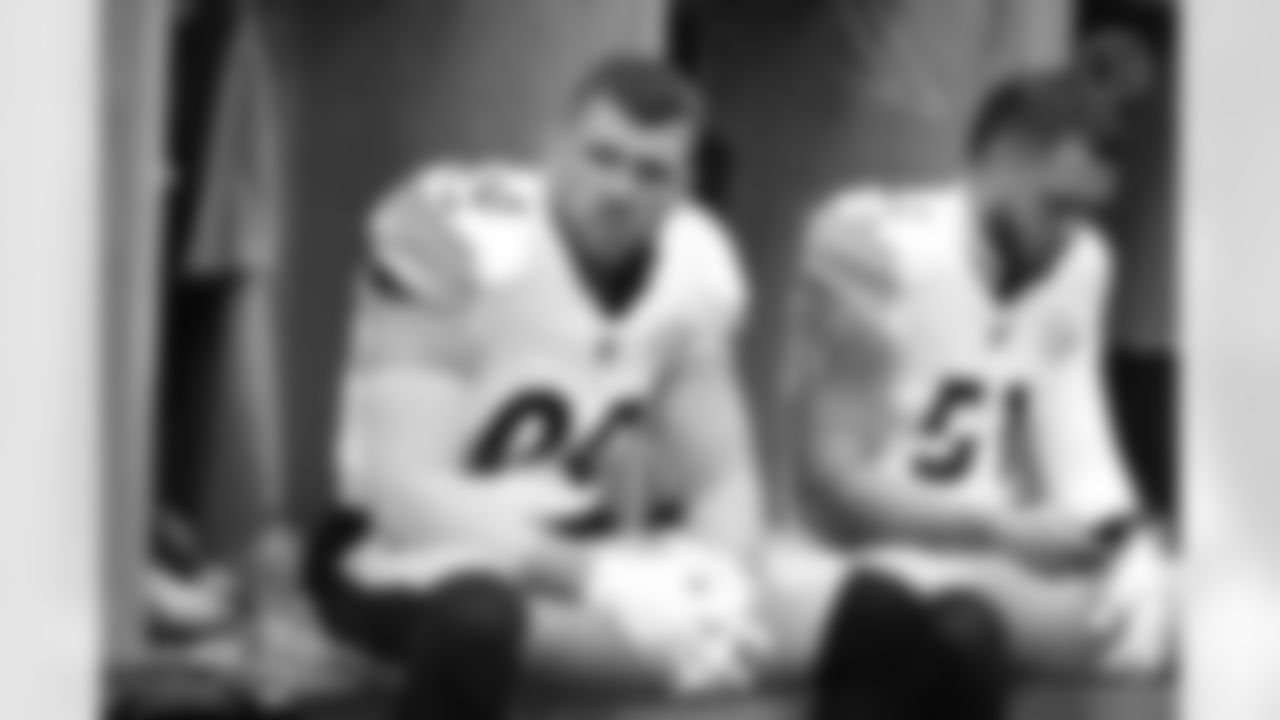 Pittsburgh Steelers linebacker T.J. Watt (90) during a regular season game between the Pittsburgh Steelers and the Chicago Bears, Sunday, Nov. 23, 2025 in Chicago, IL. (Karl Roser / Pittsburgh Steelers)